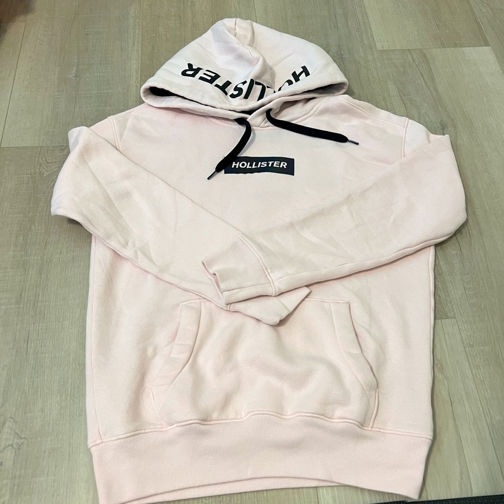 Hollister sweatshirt